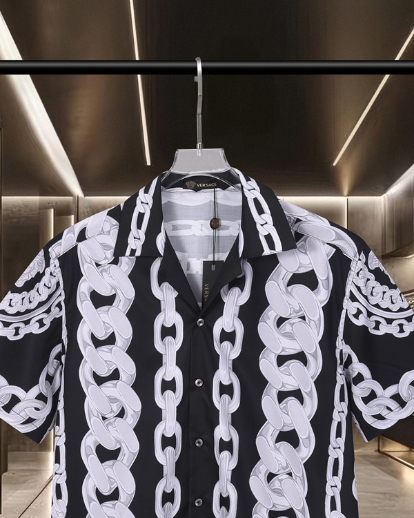 ブランドシャツ側面デザイン